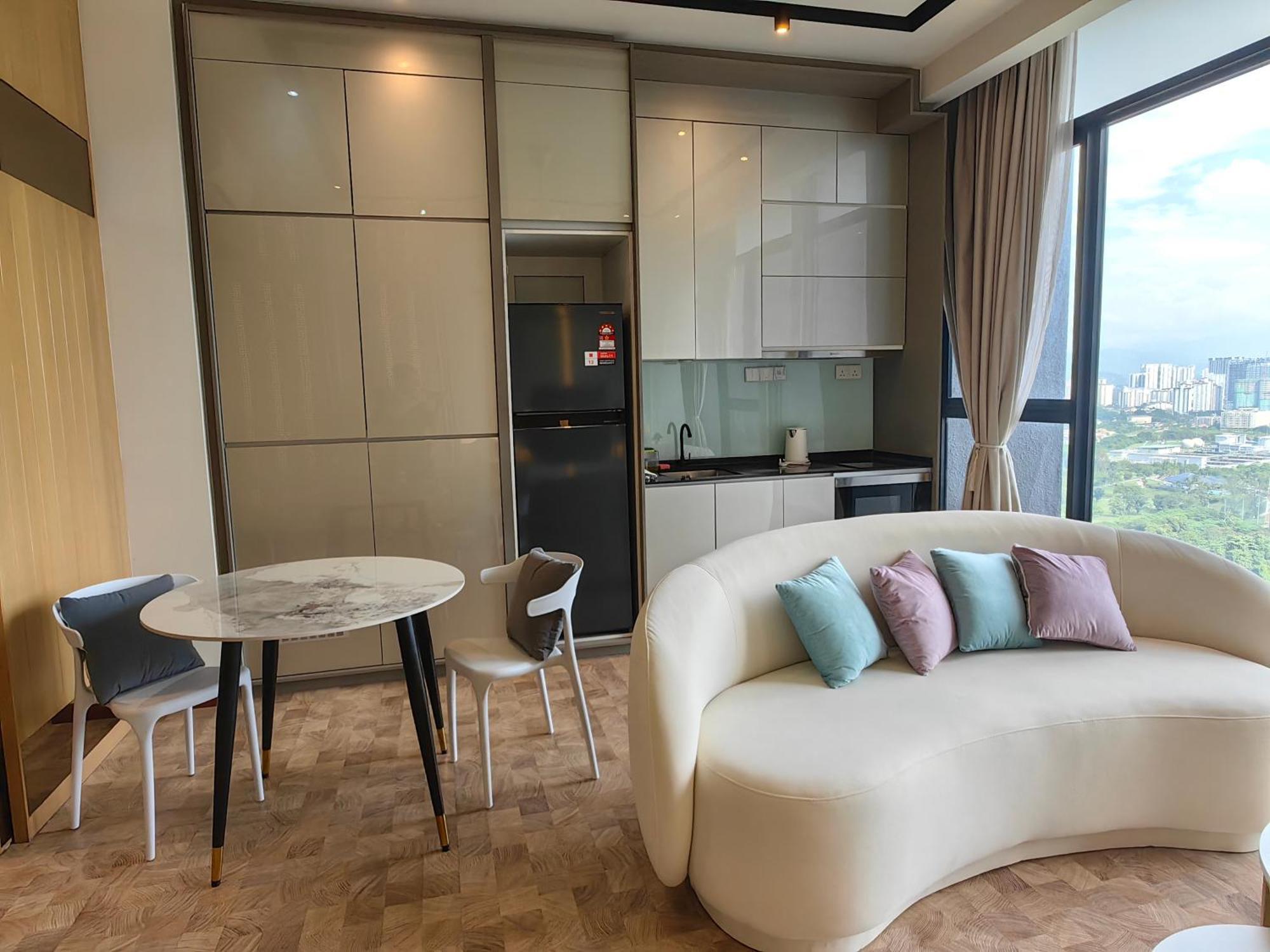 Expressionz Designer Suites Host By Aurora Premium Stay Kuala Lumpur Eksteriør billede
