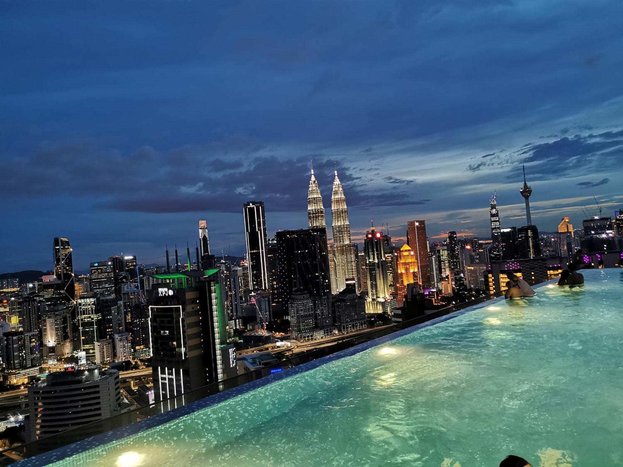Expressionz Designer Suites Host By Aurora Premium Stay Kuala Lumpur Eksteriør billede